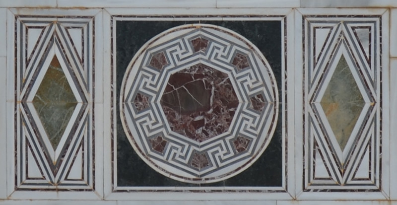 Rhombus geometry on synagogue wall in Sardis